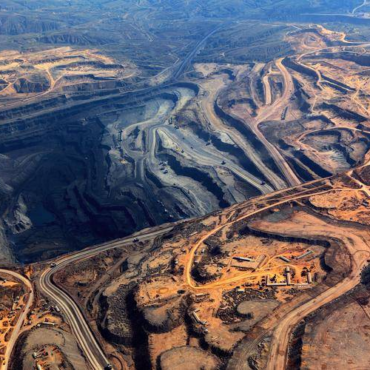 Open-pit coal mining advantages and disadvantages